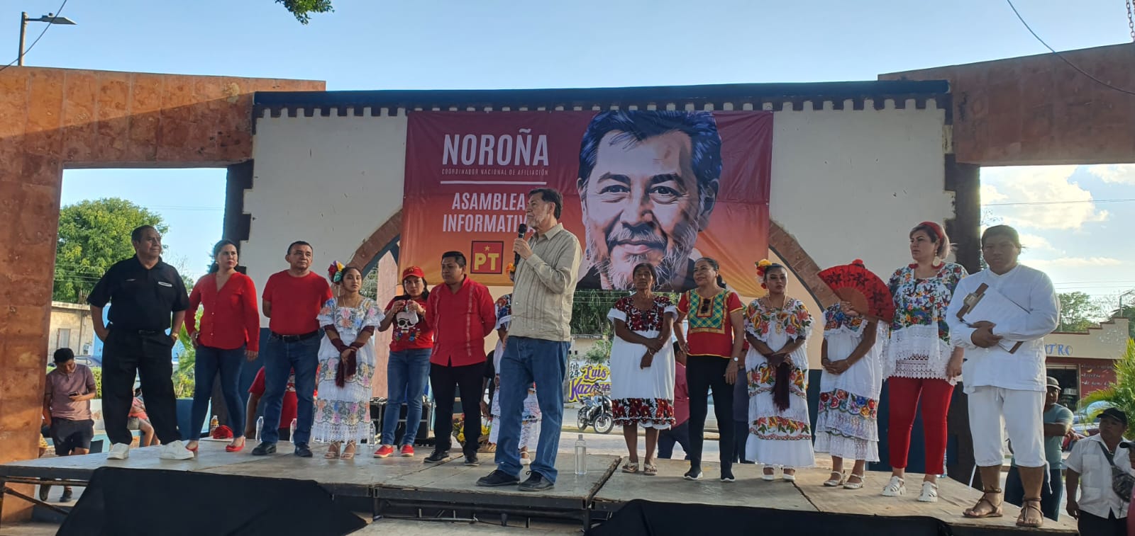 Noroña, en defensa del pueblo maya de Quintana Roo