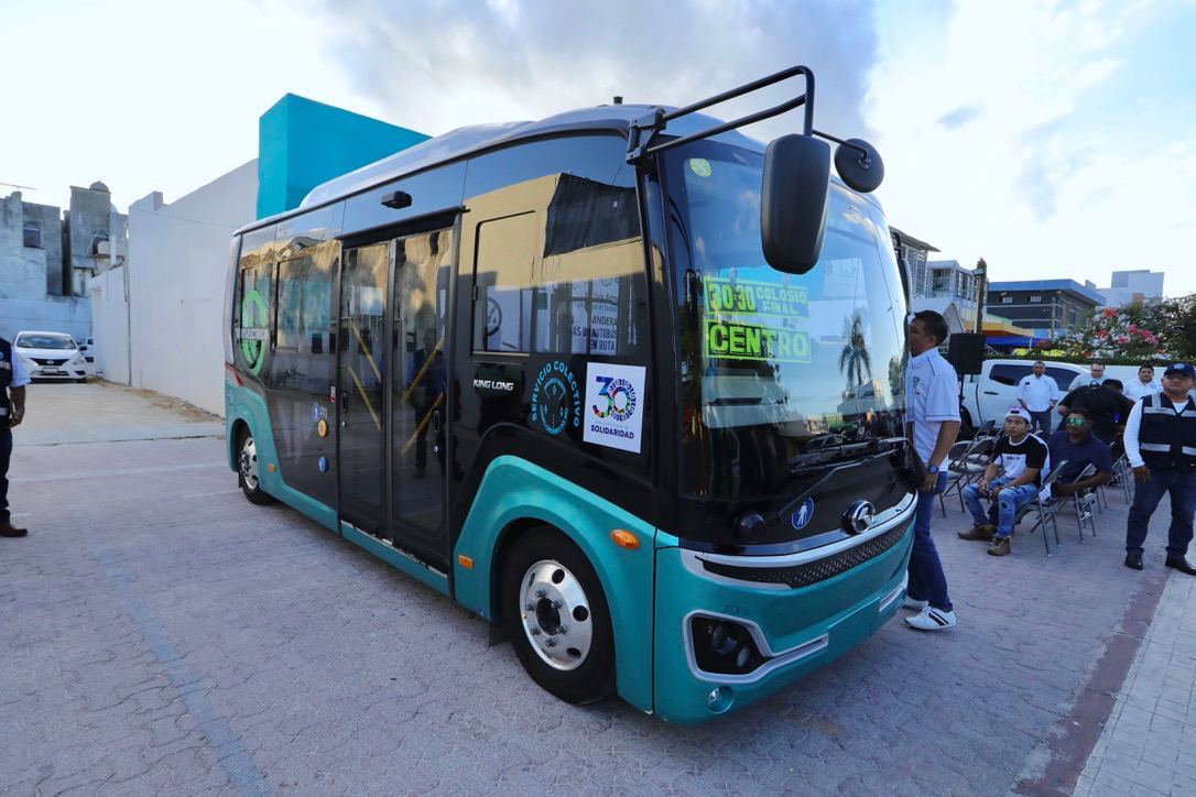 Autobuses eléctricos ‘aceleran paso’ en la entidad; otro, en marcha