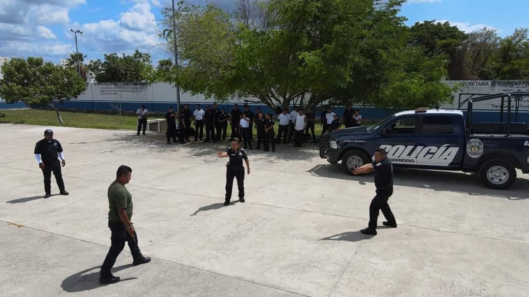 Capacitan a policías de Playa del Carmen con más de 250 cursos