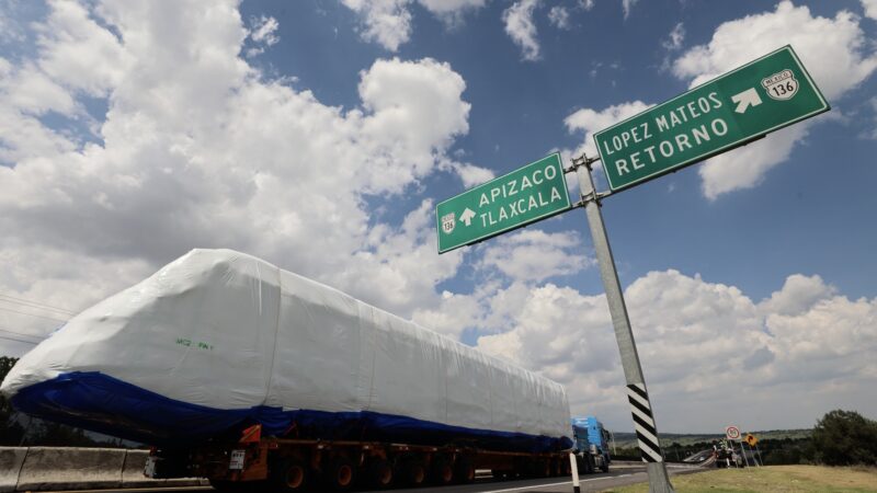 Ya viaja a Cancún primera unidad del Tren Maya; ¿cuándo llega?