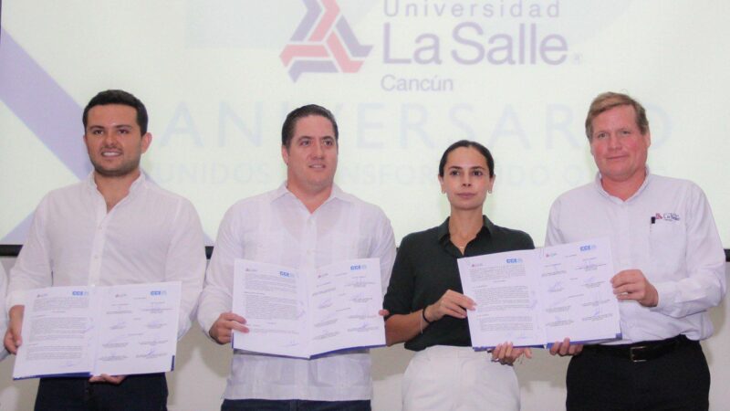 Lanzan programa de becas para hijos de policías y bomberos en Cancún