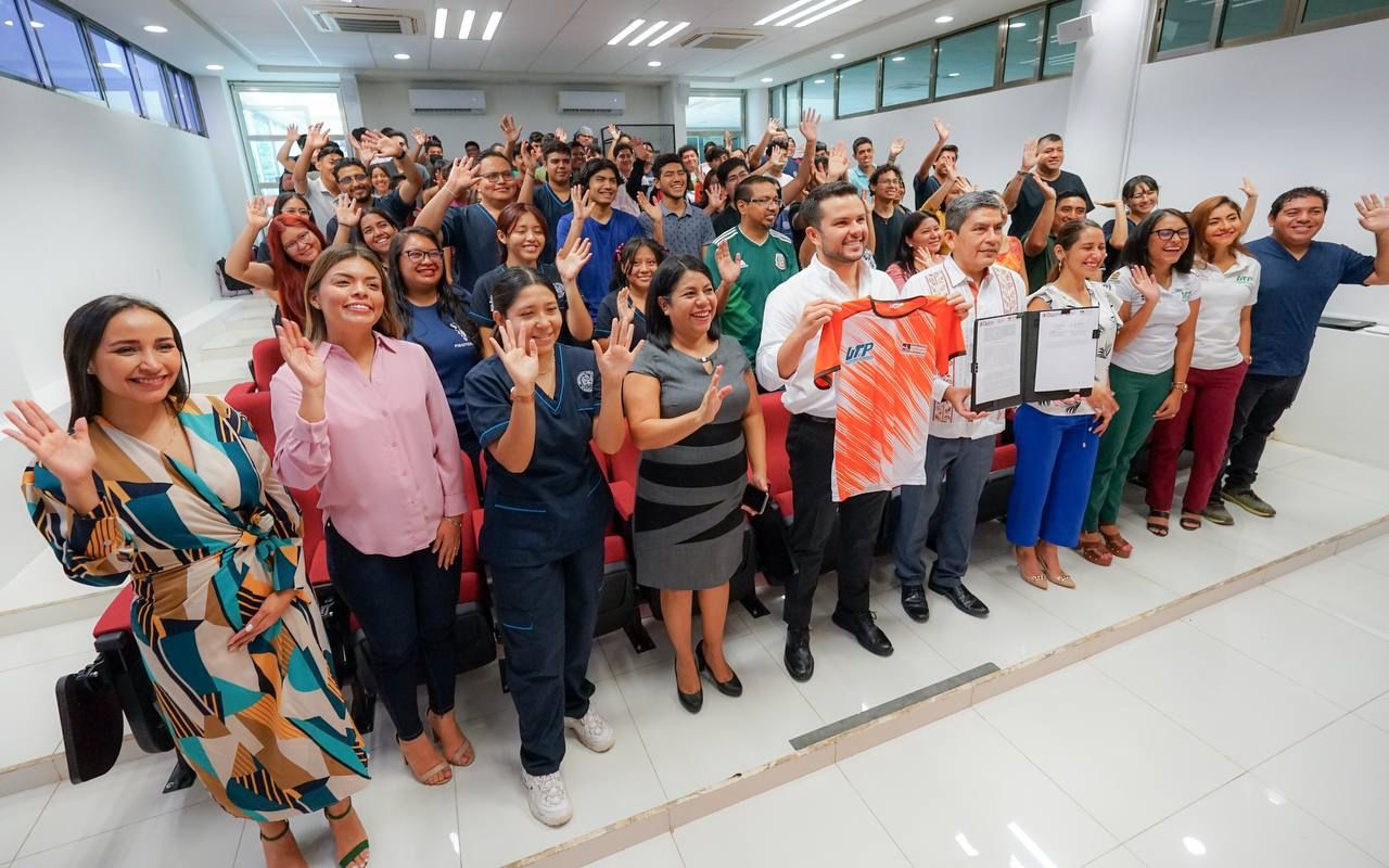 Más jóvenes se suman a la transformación en Quintana Roo