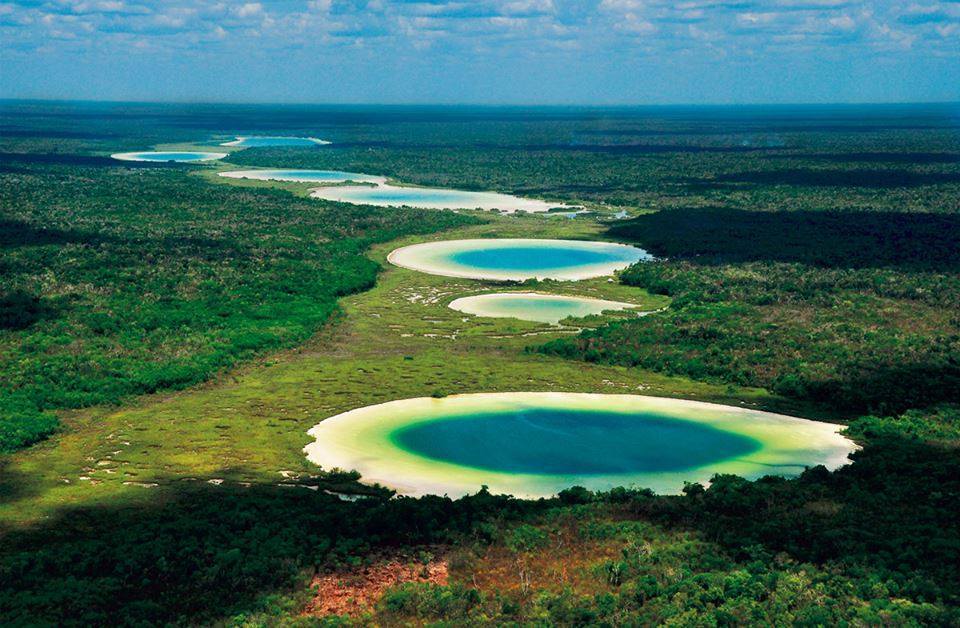 El increíble Centro Ecoturístico Síijil Noh Há, el “lugar donde brota el agua”. Se encuentra ubicado en el corazón de la reserva ejidal Much Kanan K’aax.
