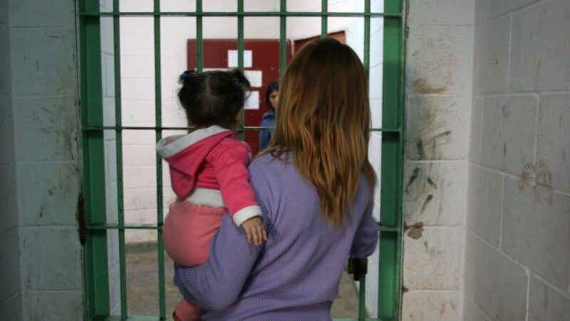 Dona artículos de higiene a mujeres en prisión; checa cómo ayudar