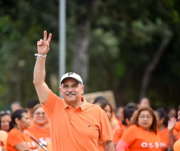 Jorge Portilla se vestirá de “naranja” en busca de la alcaldía de Tulum