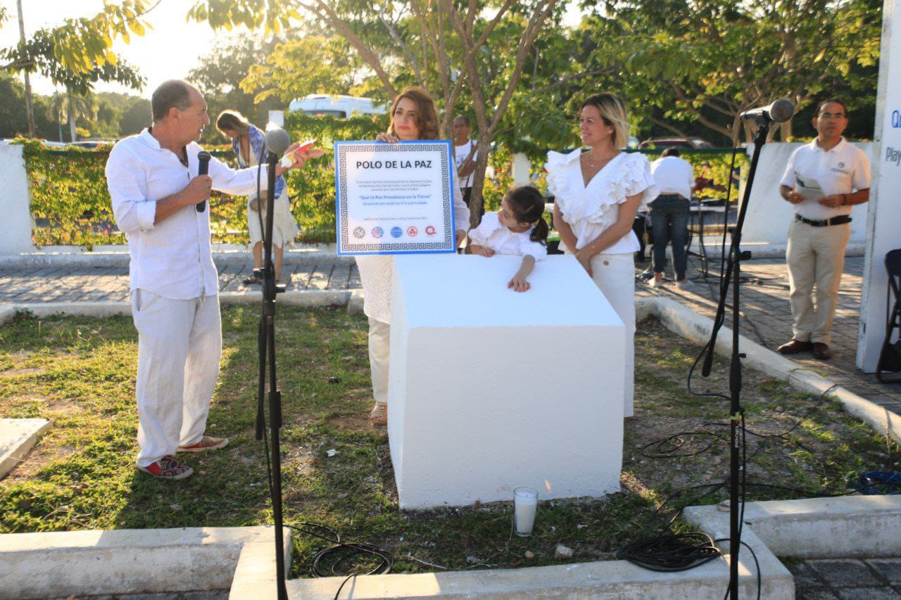 Siembran segundo Polo de la Paz en Playa del Carmen