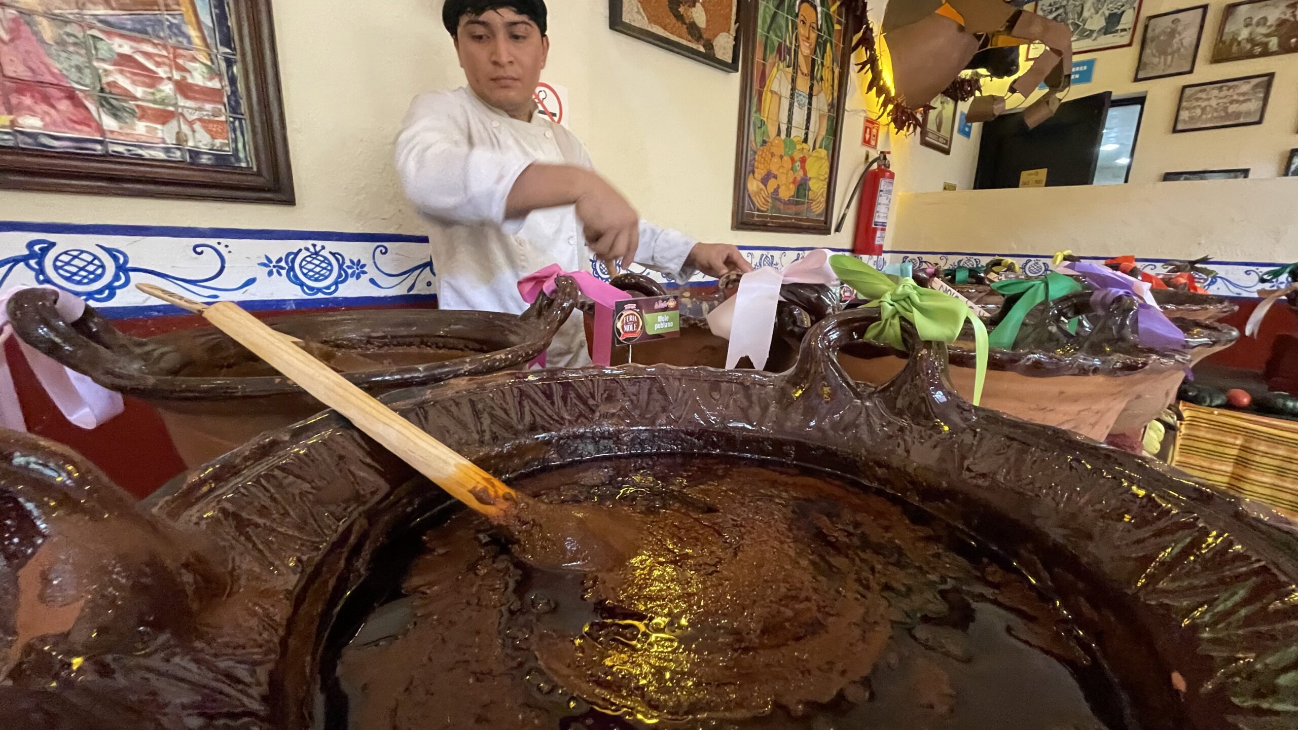 ¡Exquisito! Inauguran feria del mole en Cancún