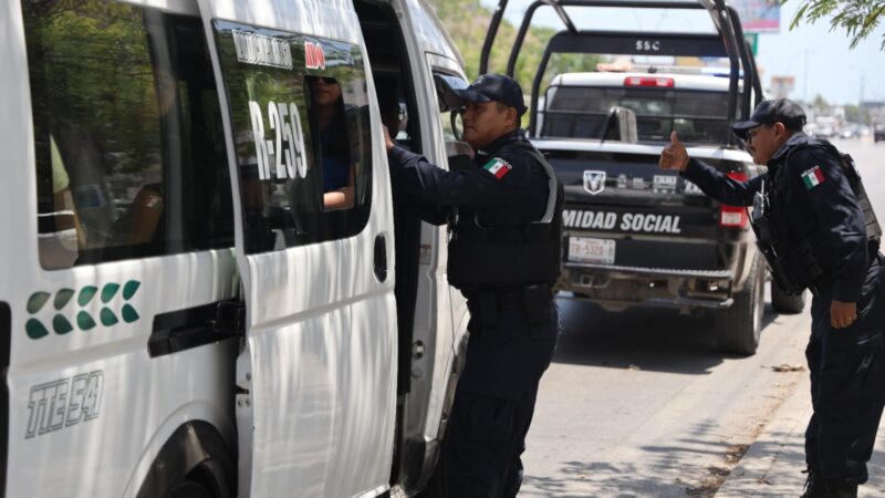 Va en serio; Policía Estatal revisa combis tras asalto en Cancún