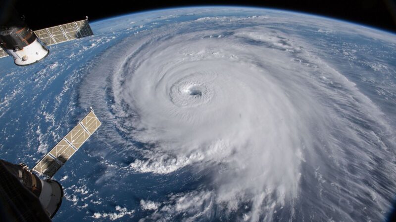 Mochila de emergencia para huracanes… ¿Qué debe llevar?