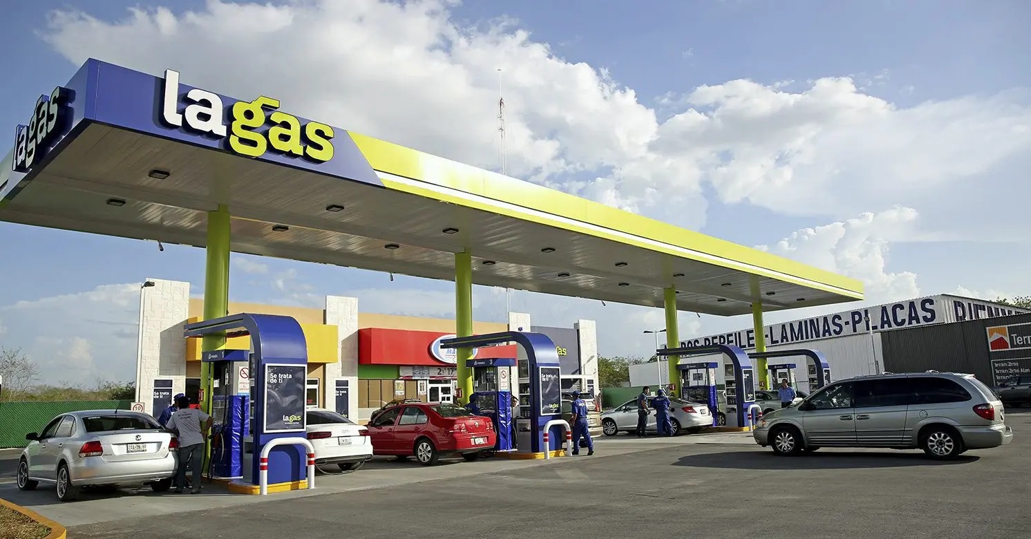 Acusa Profeco precio “inflado” de la gasolina en Quintana Roo