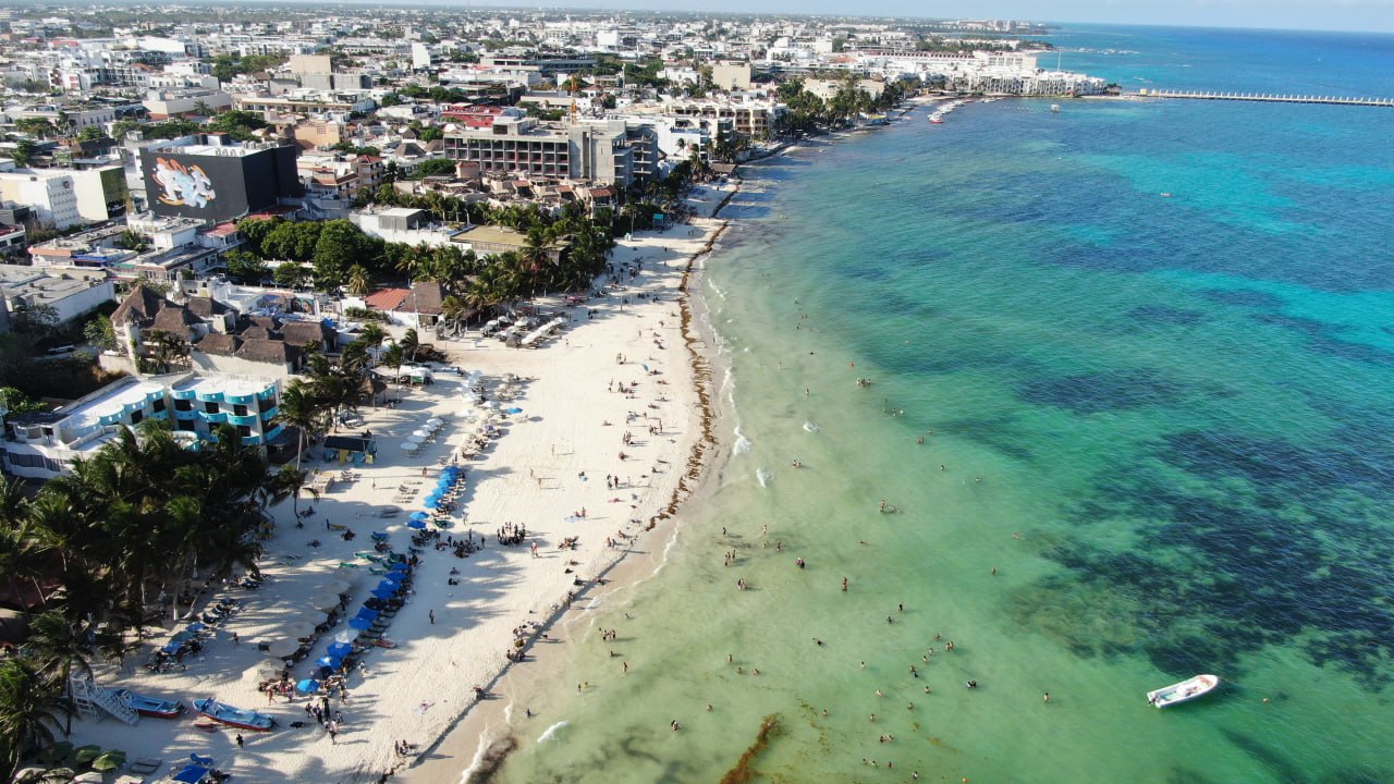 ¿Playas limpias en plena temporada de sargazo? Checa dónde…