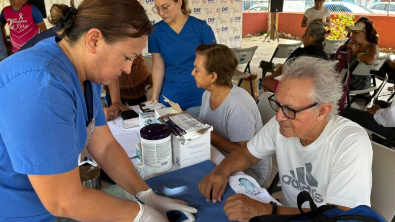 Previenen la hepatitis B y C en adultos mayores de Solidaridad