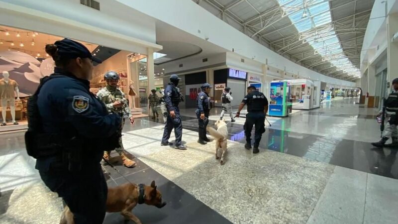 Evacuan plaza Las Américas de Chetumal por amenaza de bomba