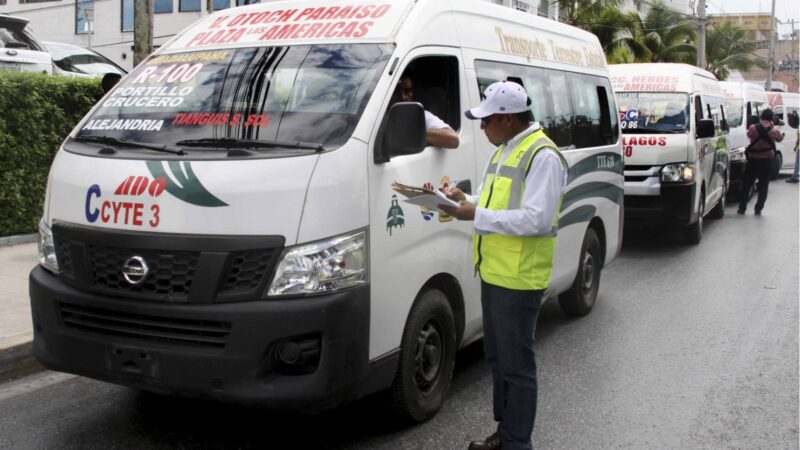 Sigue “sobre la mesa” alza a tarifa de transporte público en Cancún