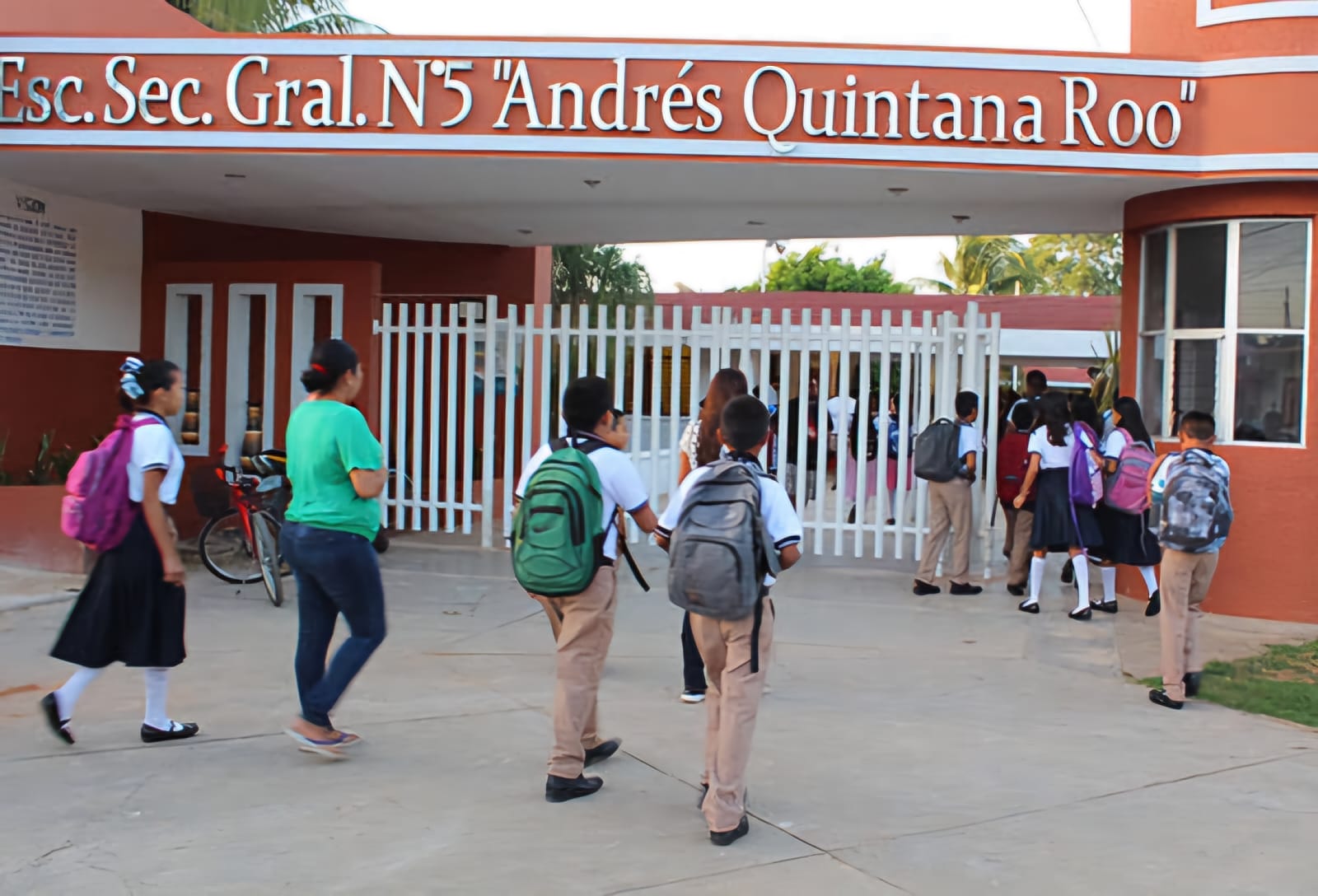 Suspenden clases en 5 municipios de Quintana Roo  por “Milton”