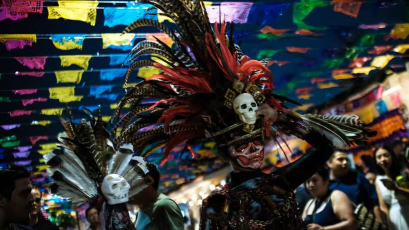 Drag Catrínate en Cancún; honra el Día de Muertos y la diversidad