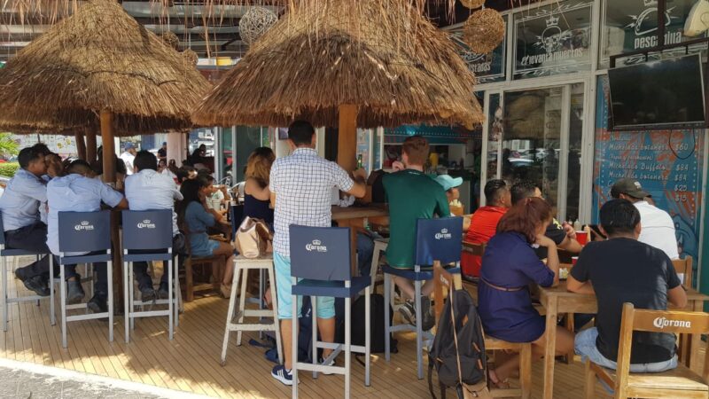 Alza al salario mínimo impactará precios en restaurantes de Q. Roo