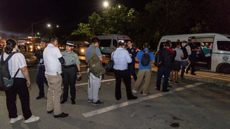 Refuerzan vigilancia en paraderos del transporte en Cancún